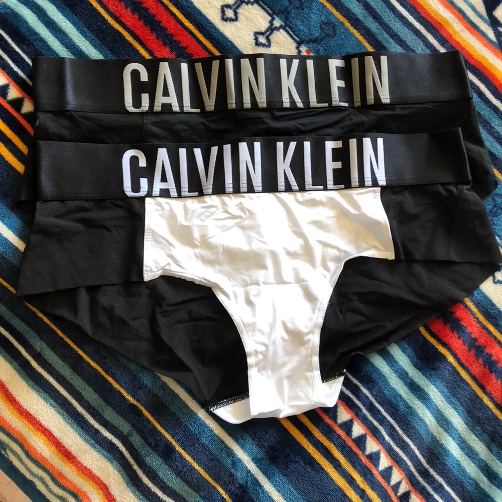 *NEVER WORN* Calvin Klein panties bundle